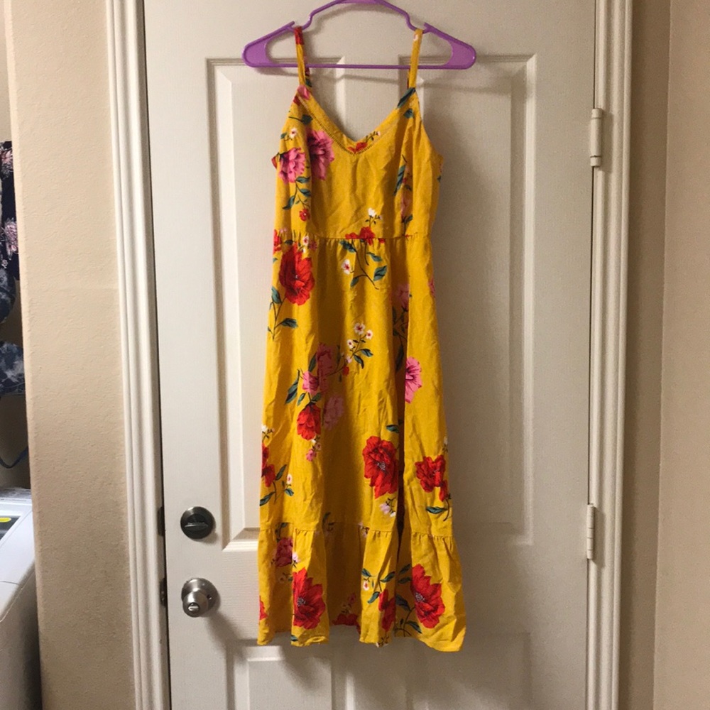 Yellow dress